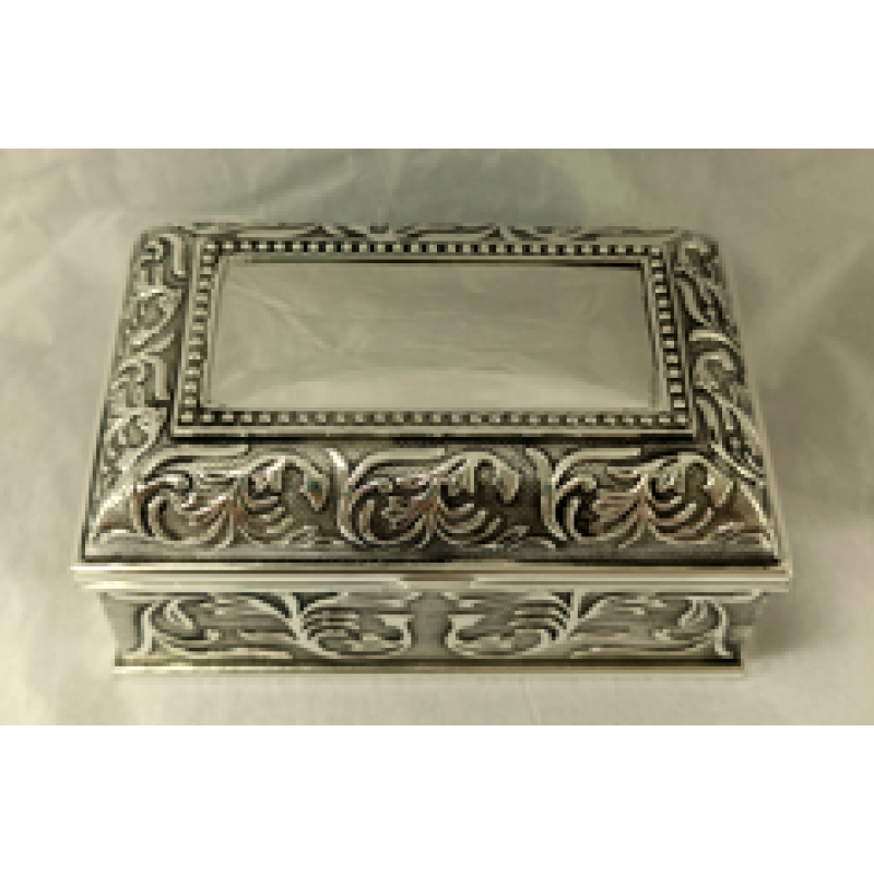 Μπιζουτιέρα Επάργυρη Λακαρ... Μπιζουτιέρα Επάργυρη Λακαρ...