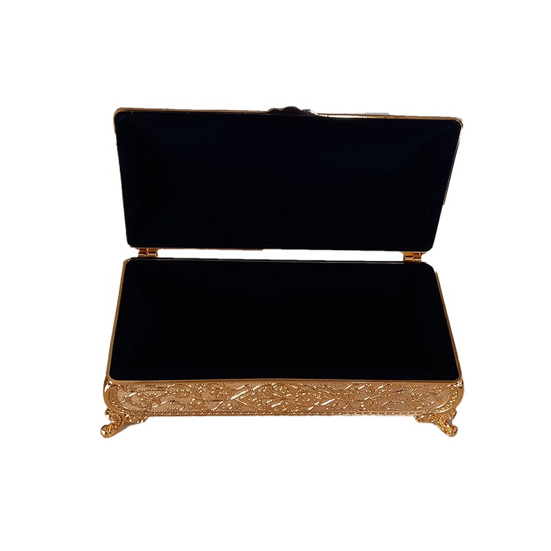 Μπιζουτιέρα Επάργυρη Λακαρ... Μπιζουτιέρα Επάργυρη Λακαρ...