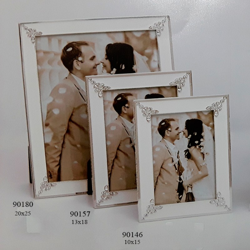 Κορνίζα Μεταλλική Επάργυρη...