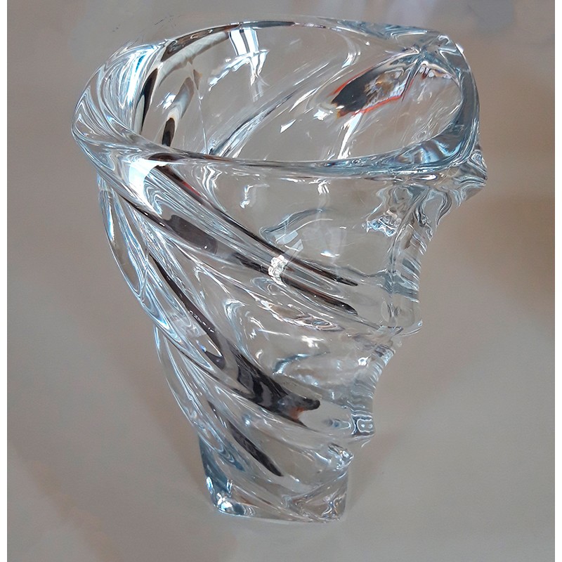 Γυάλινο Βάζο Με Κυματιστό Σ...