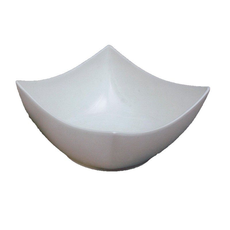  White porcelain salad bowl